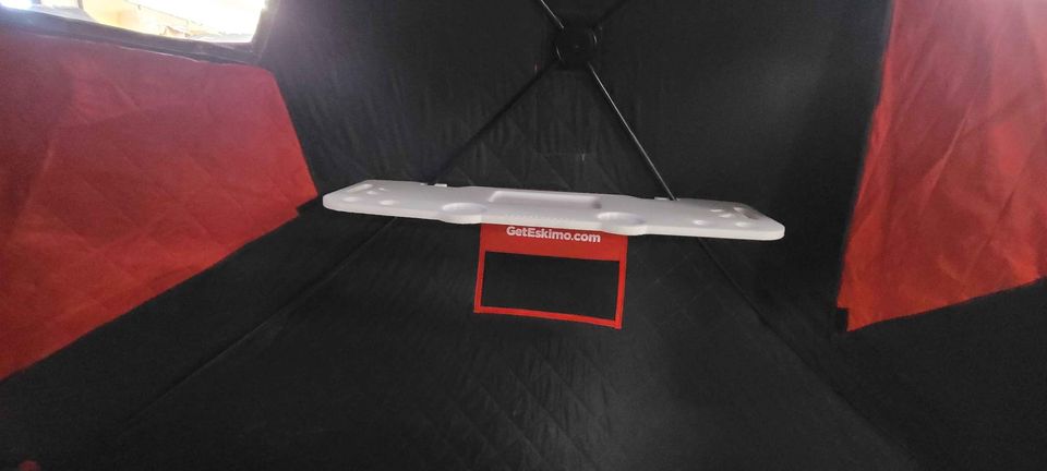 ICE FISHING HUB HOUSE SHELF